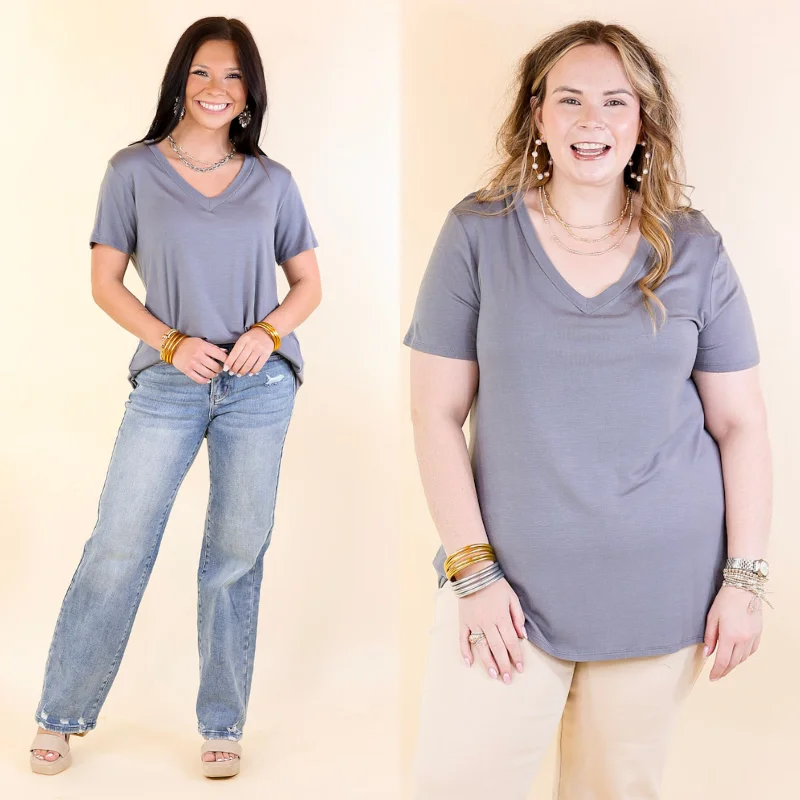 It's That Simple Solid V Neck Tee in Slate Grey Faux Fur Fabric Real Fur Fabric Shearling Fabric It's That Simple Solid V Neck Tee in Slate Grey Faux Fur Fabric Real Fur Fabric Shearling Fabric